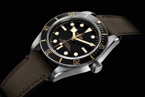 tudor 39mm black bay|tudor heritage black bay price.